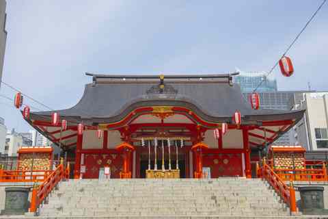 Sanctuaire Hanazono Jinja à Shinjuku, Tokyo, Japon